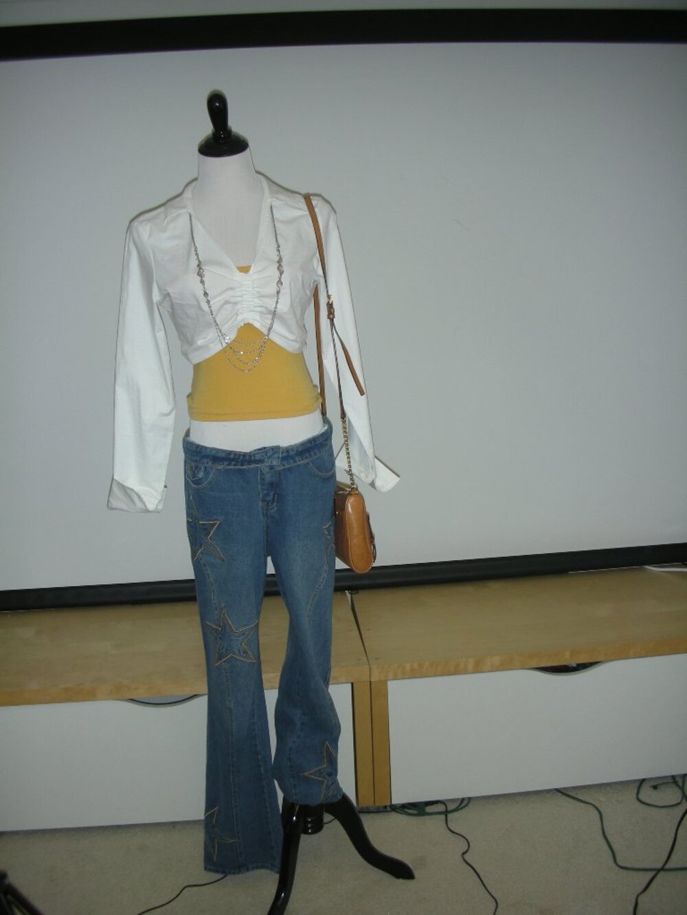 MADE Extreme Star Embroidered Flare Jeans Y2K Low Rise Denim 34